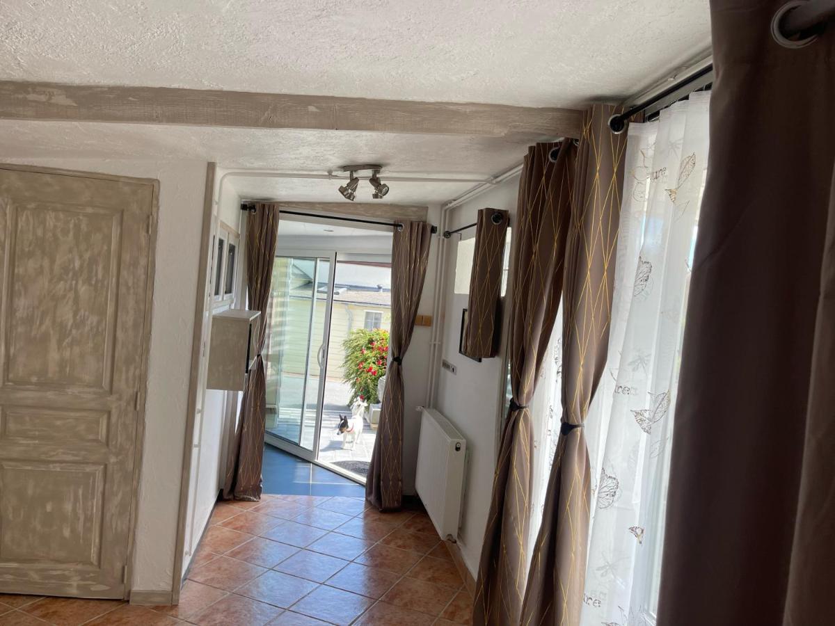Relais Des Tourterelles Bed & Breakfast La Neuville-aux-Joutes Bagian luar foto